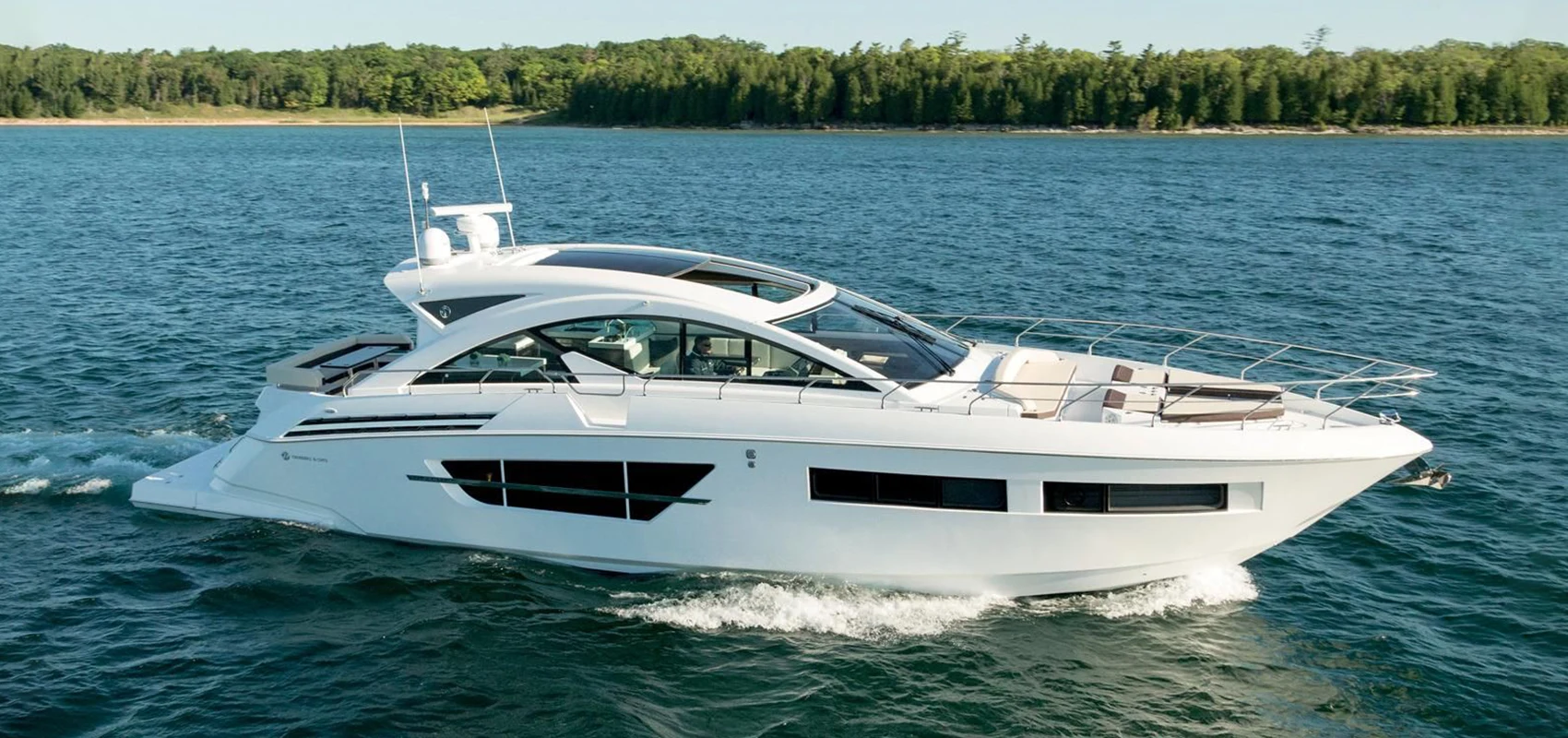 Funktioner af en lille yacht.